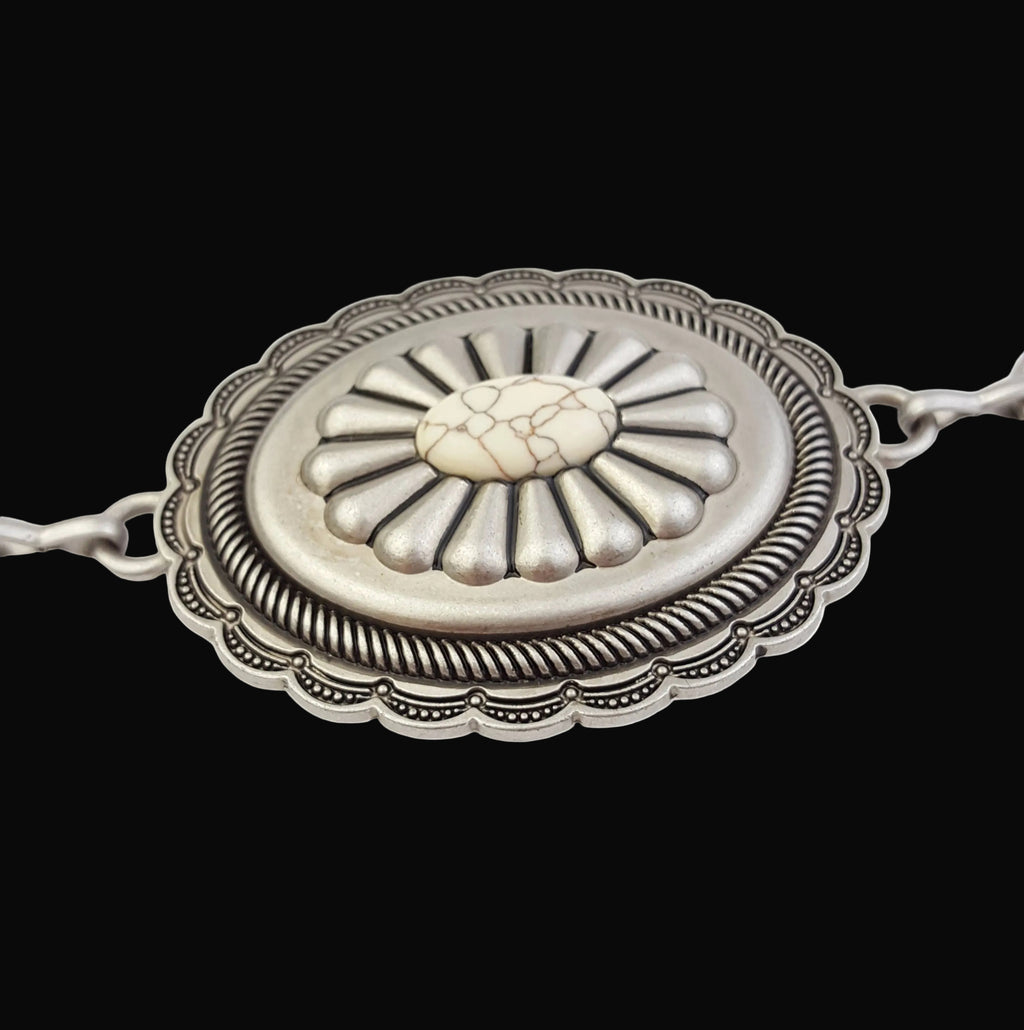 Women's Western Oval Concho Chain Belt with Stones: Cream