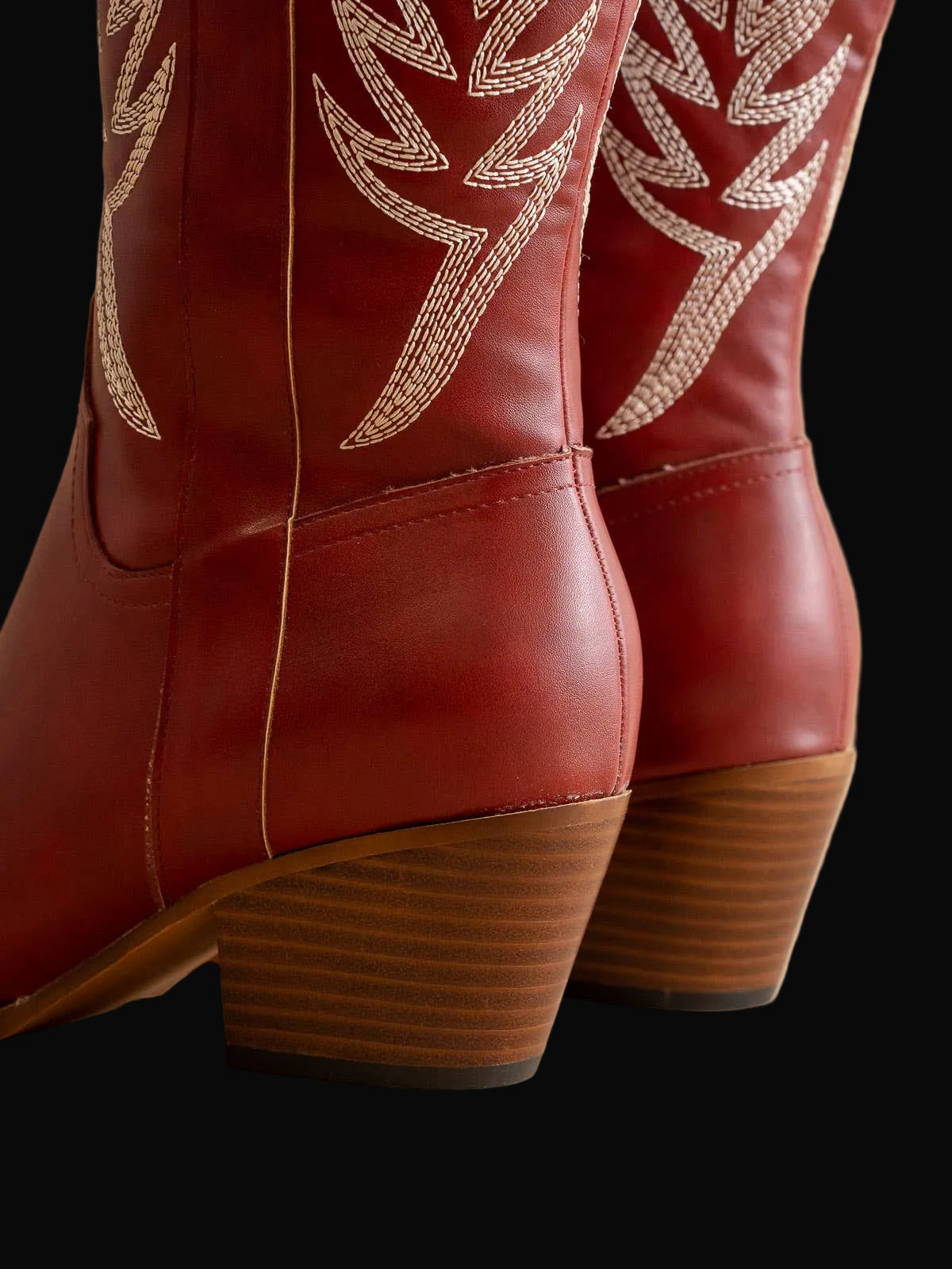 Oasis Society Womens Embroidered Tall Boot